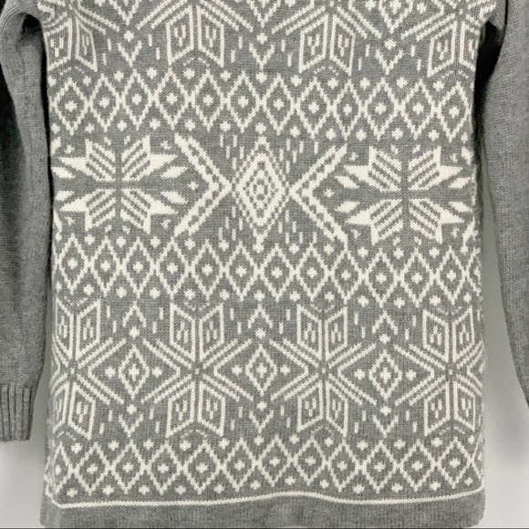 Talbots Grey & White Snowflake Sweater Cardigan SP - Picture 8 of 8